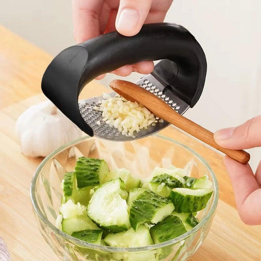 Stainless Steel Garlic Press — Hand-Squeeze Garlic & Ginger Crusher